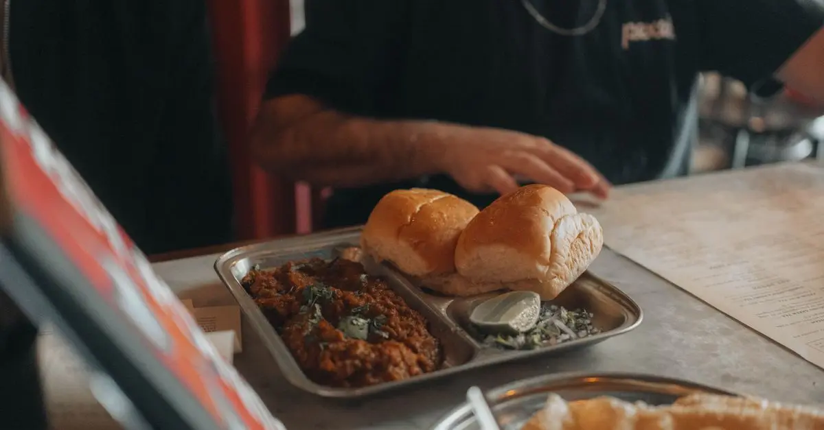 10 Astuces Simples pour Économiser au Restaurant