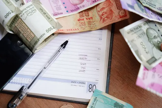 Astuces Pratiques pour Économiser de l'Argent au Quotidien