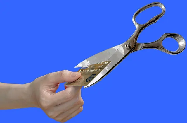 10 Astuces Pratiques Pour Réduire Vos Dépenses Mensuelles
