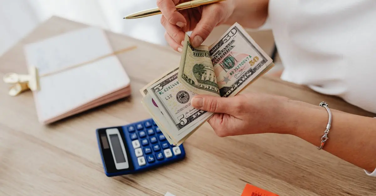 Astuces Pratiques pour Économiser sur Vos Dépenses Mensuelles