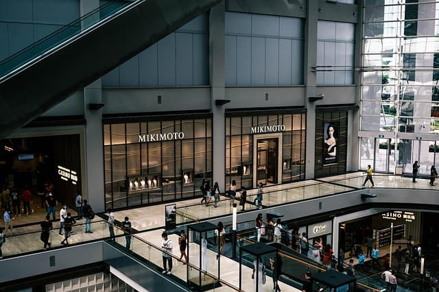 Comment Profiter des Soldes pour Économiser au Maximum
