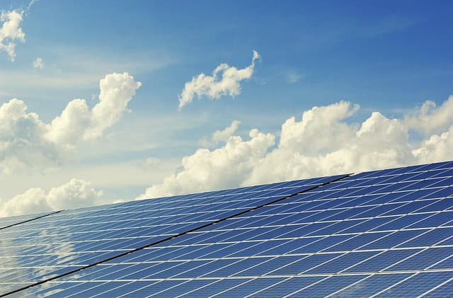 5 Astuces Écologiques Pour Économiser dans Votre Vie Quotidienne