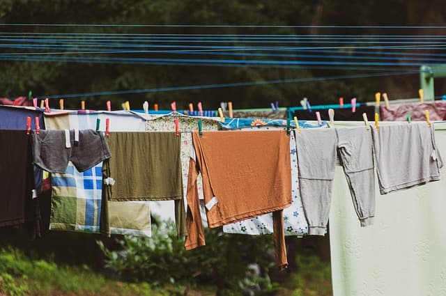 Comment Économiser Sans Sacrifices : 10 Astuces Pratiques